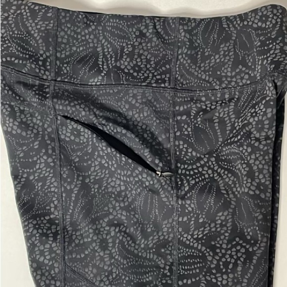 Athleta leggings, size M - Picture 5 of 11